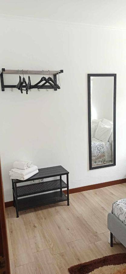 Gîte pour 4 personnes, avec balcon à Horta - 2