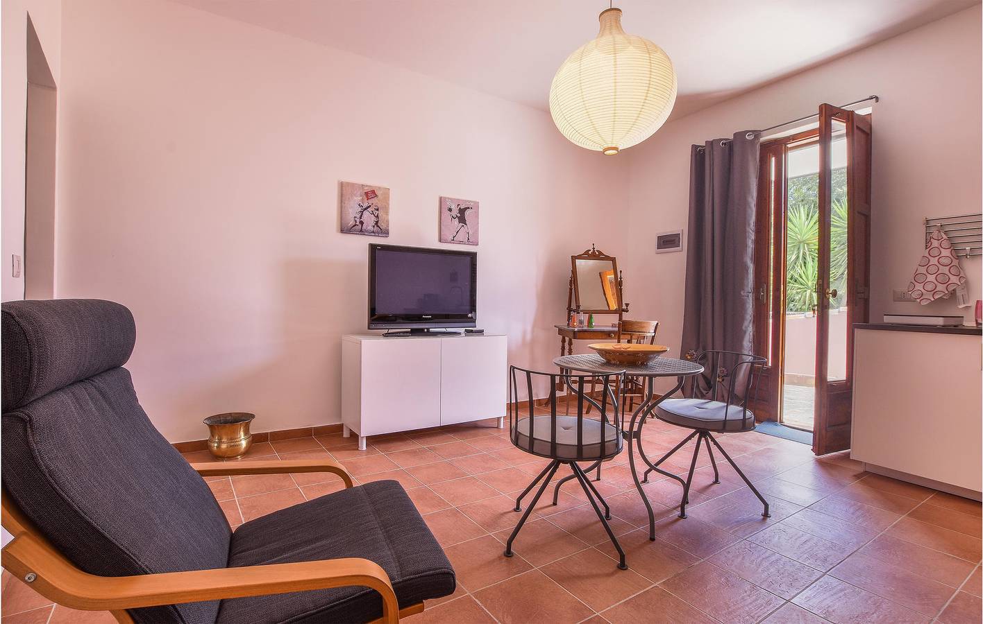 Zonnig toevluchtsoord: Modern appartement van 140m² met zwembad in Santa Venerina, Etna