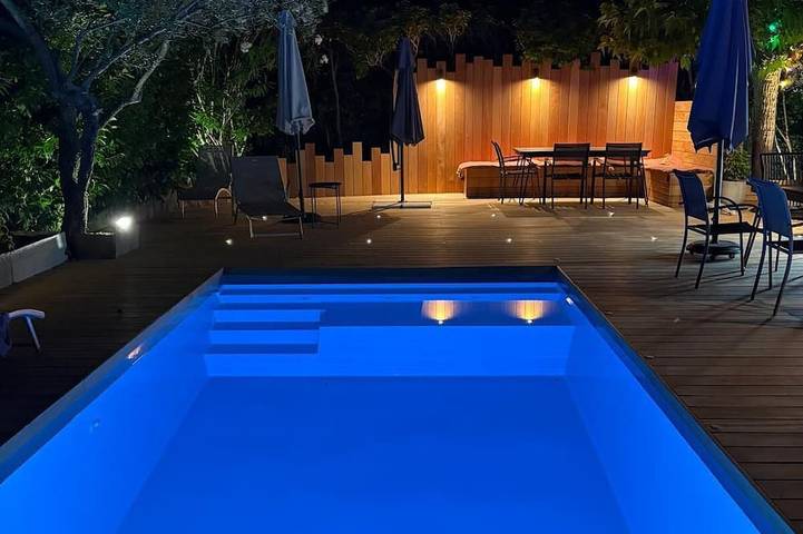 Location de vacances pour 9 personnes, avec Terrasse et Jardin à Teyran