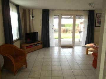 Bungalow voor 6 Personen in Zeeuwse Kust, Zeeuws-Vlaanderen, Afbeelding 2