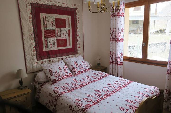 Gîte pour 10 personnes, avec jardin à Villars-Colmars - 4