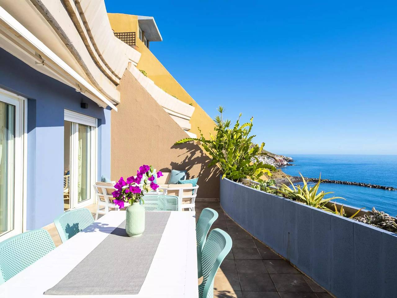 Apartamento entero, 4 estancias 6 personas in Radazul Bajo, El Rosario