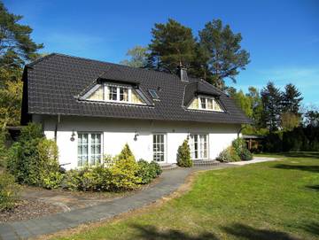 Ferienwohnung für 3 Personen, mit Terrasse und Garten, kinderfreundlich in Loddin