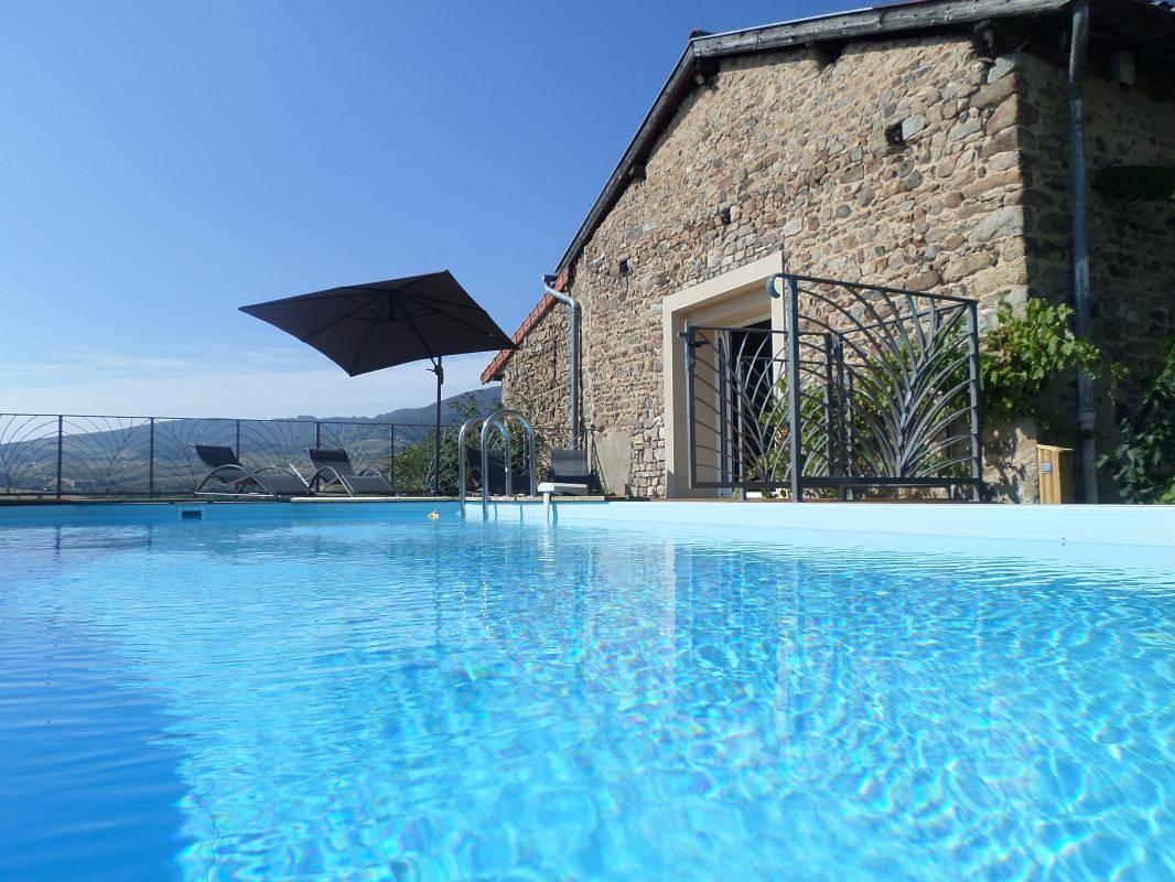Gîte für 4 Personen mit Terrasse in Émeringes, Villefranche-sur-Saône und Umgebung