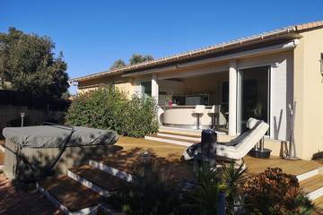 Gîte pour 6 personnes, avec jacuzzi et jardin, animaux acceptés à Ventiseri