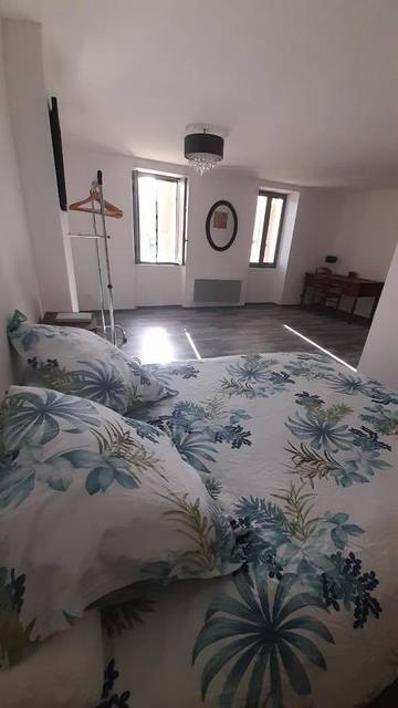 Maison d’hôte pour 6 personnes, avec vue ainsi que terrasse et jardin dans Cartelègue