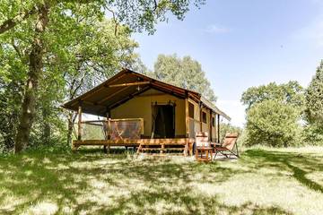 Gîte pour 5 personnes, avec terrasse à Espagnac