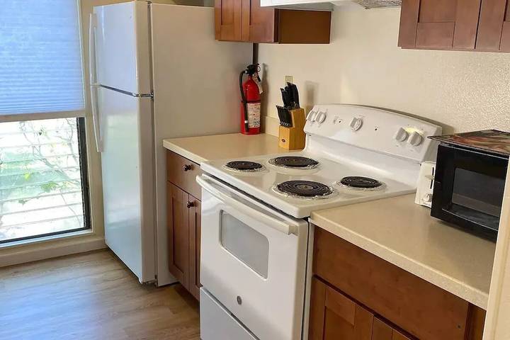 Vacation rental for 6 people, with terrace and yard on Molokai