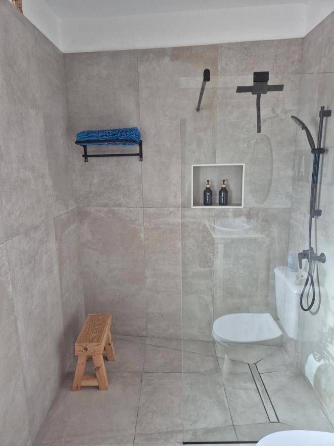 Gîte pour 4 personnes, avec piscine et terrasse dans Tetir - 2