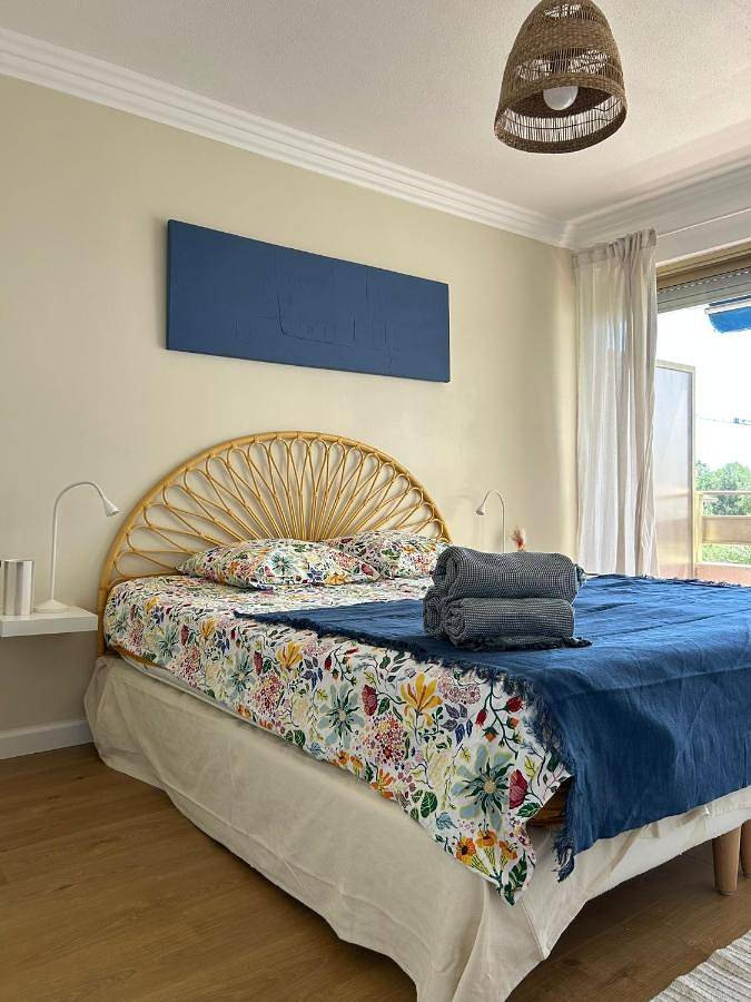 Gîte pour 4 personnes, avec vue et terrasse, animaux acceptés dans Port du Cros de cagnes