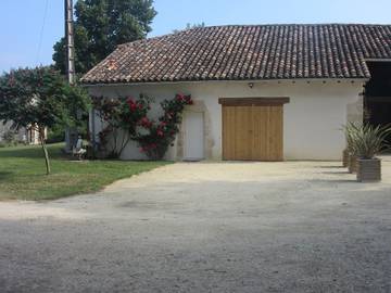 Gîte pour 2 personnes, avec jardin à Fourcès