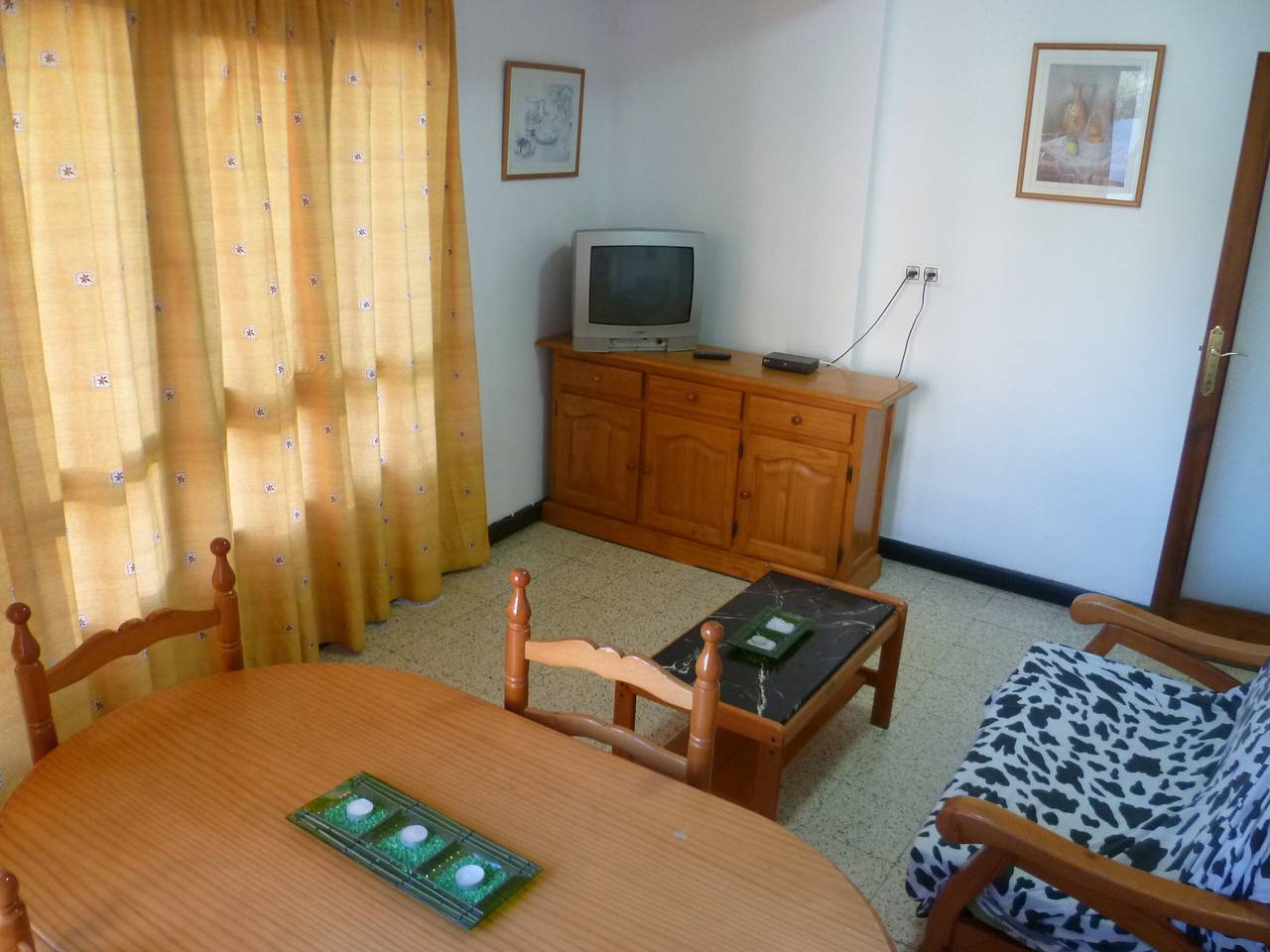 Apartamento entero, Apartamento en Cullera: 2 habitaciones, a 300m de la playa, buena ubicación in Cullera, Costa de Valencia