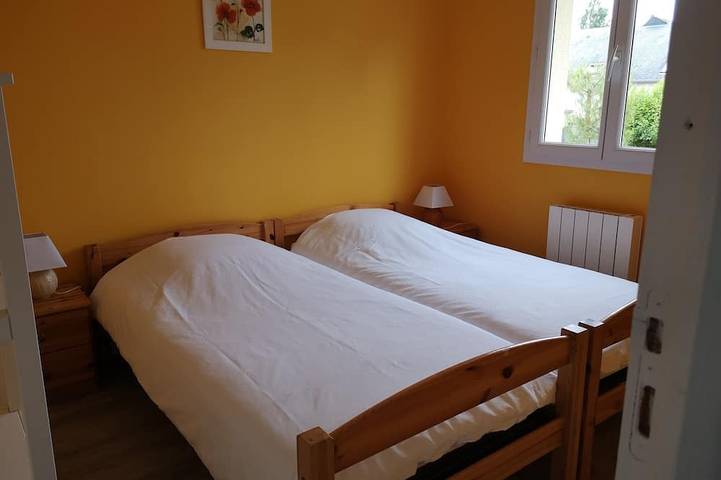 Location de vacances pour 4 personnes, avec terrasse et jardin à Dol-de-Bretagne - 3