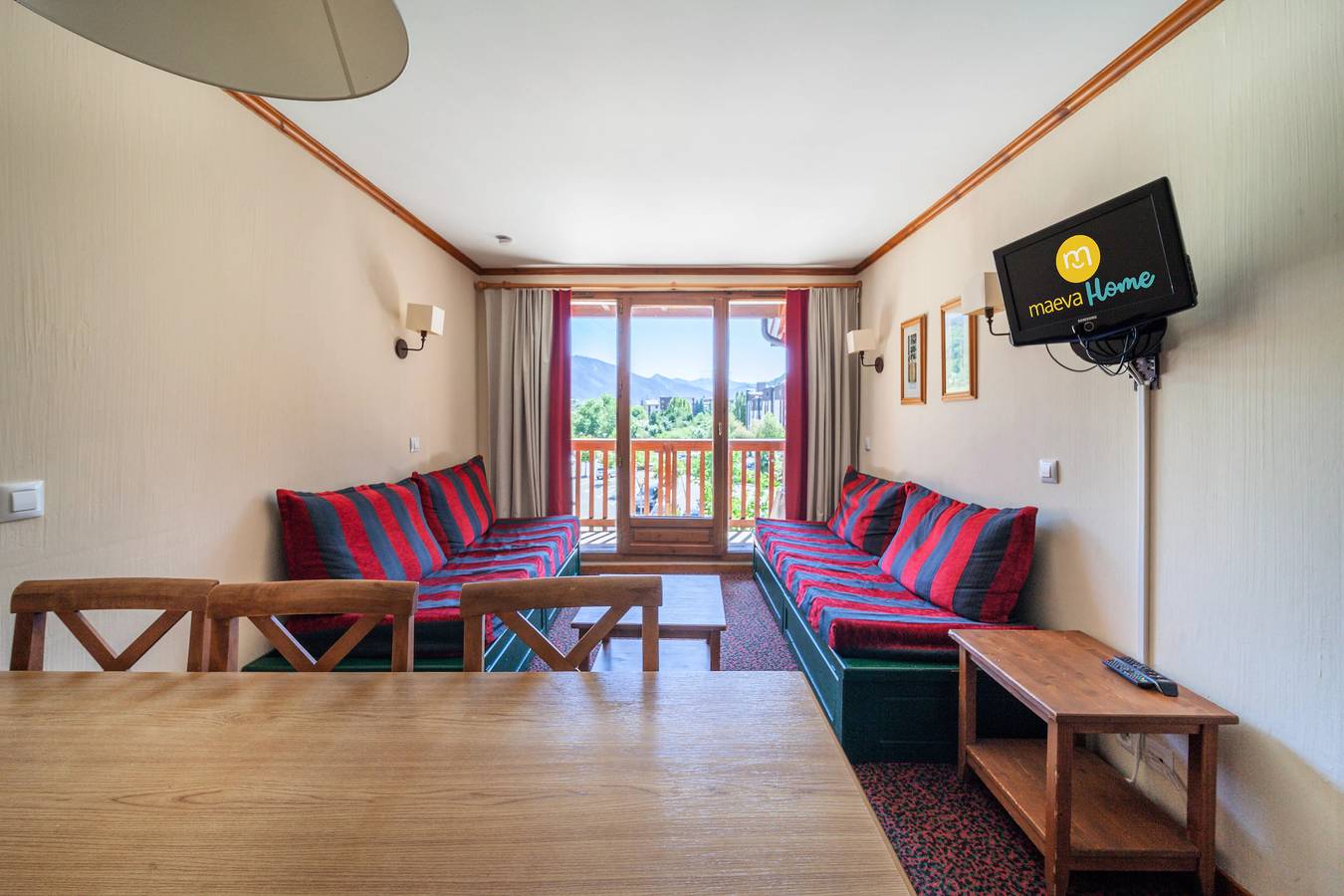 Entire apartment, 2 Room Apartment 7 People - Budget in La Salle-les-Alpes, Serre Chevalier