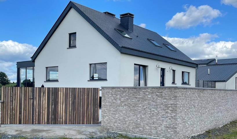 Villa voor 8 personen, with zwembad and uitzicht as well as tuin in de Belgische Ardennen
