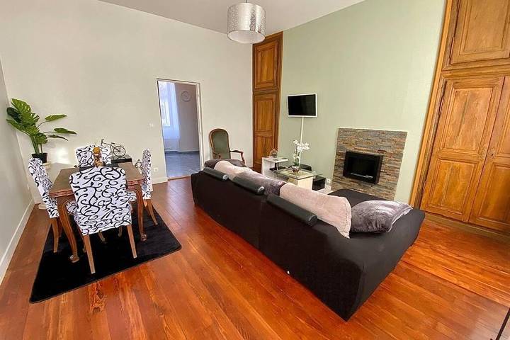 Gîte pour 4 personnes, avec vue sur le lac et vue à La Charité-sur-Loire - 2