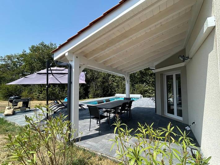 Location de vacances pour 8 personnes, avec vue ainsi que piscine et jardin à Monségur (Lot-et-Garonne) - 3