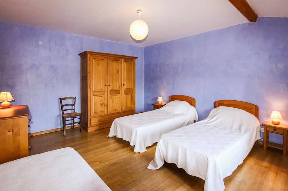 Cozy home in Salles sous Bois in Salles-sous-Bois, Nyons region