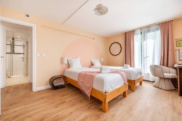 Ganze Wohnung, 20 Min von Paris - 2 Parkplätze - 6 Betten - 3 Schlafzimmer - 2 Badezimmer in Argenteuil, Val-d'Oise
