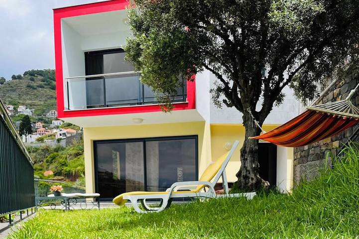 Location de vacances pour 5 personnes, avec jardin et balcon dans Campanário