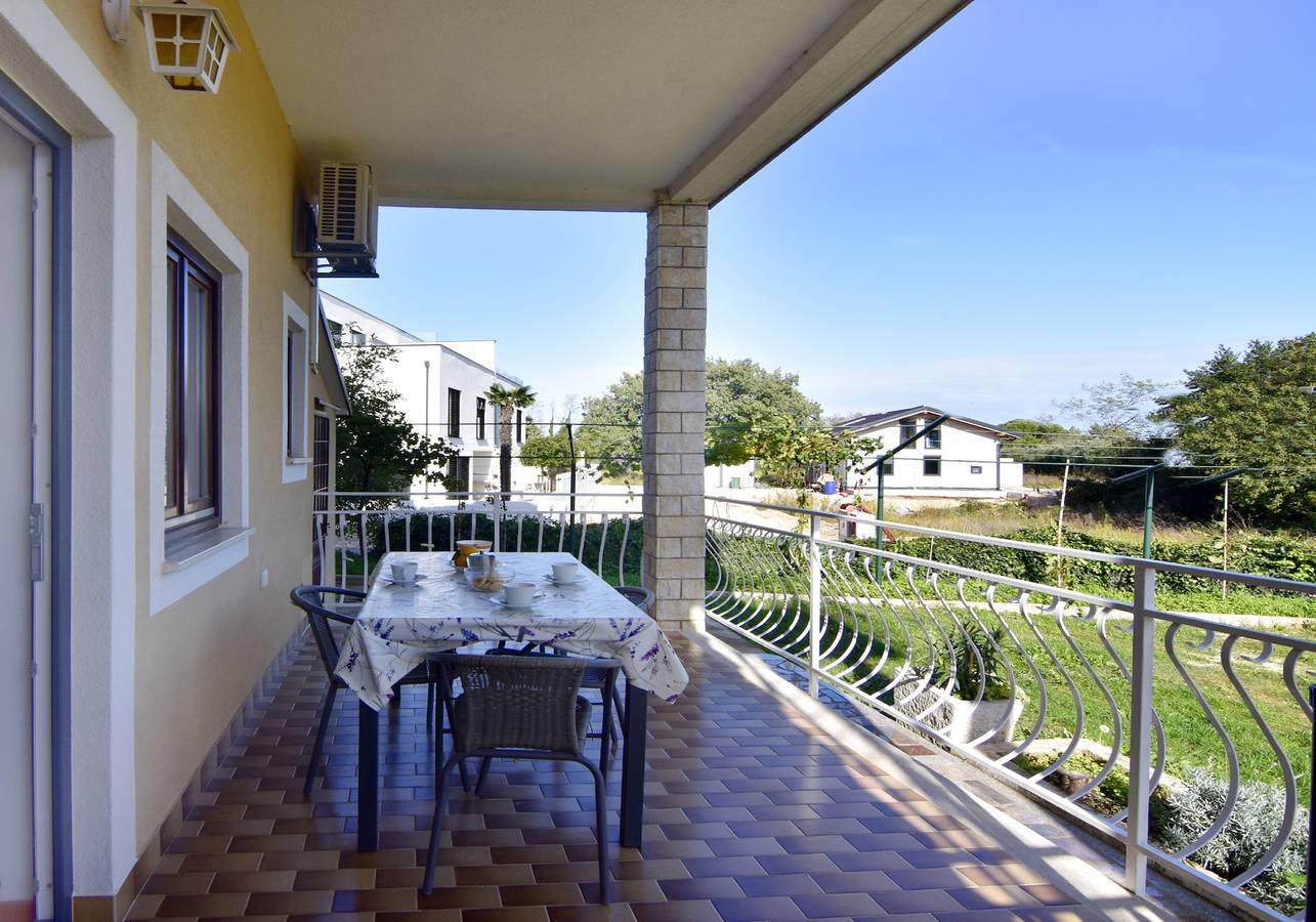 Ganze Wohnung, Grüner Rückzugsort in Küstennähe in Umag, Umag und Umgebung