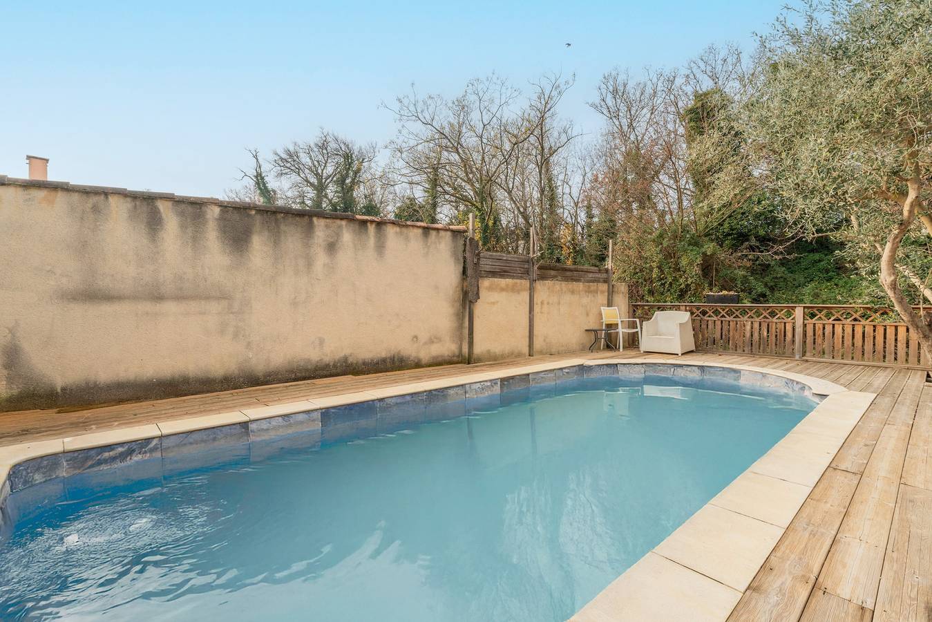 Ganze Wohnung, Ferienwohnung 'Chez Patricia En Provence' mit Gemeinschaftspool, Wlan und Klimaanlage in Vedène, Vaucluse