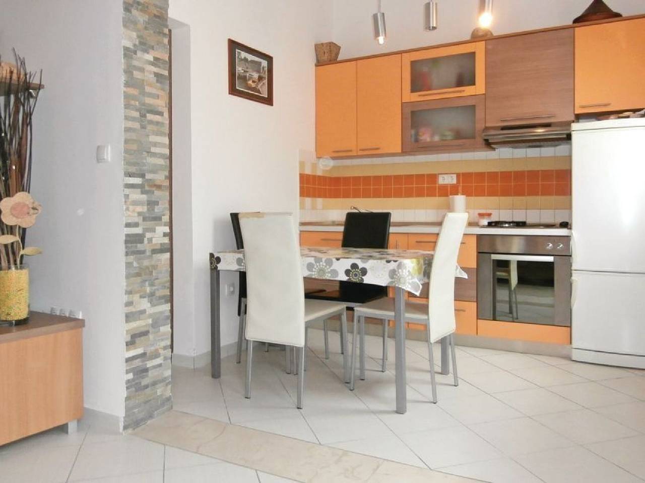 Ganze Wohnung, Apartments Roko (St) - Standard One Bedroom Apartment with Shared Terrace in Jesenice, Split-Dalmatien