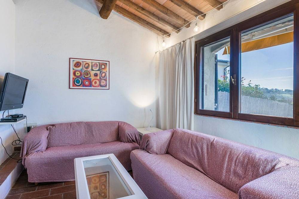 Alleinstehendes Ferienhaus mit  W-Lan, Whirlpool, Terrasse, Haustiere erlaubt, Panoramablick in Castellina Marittima, Etruskische Küste