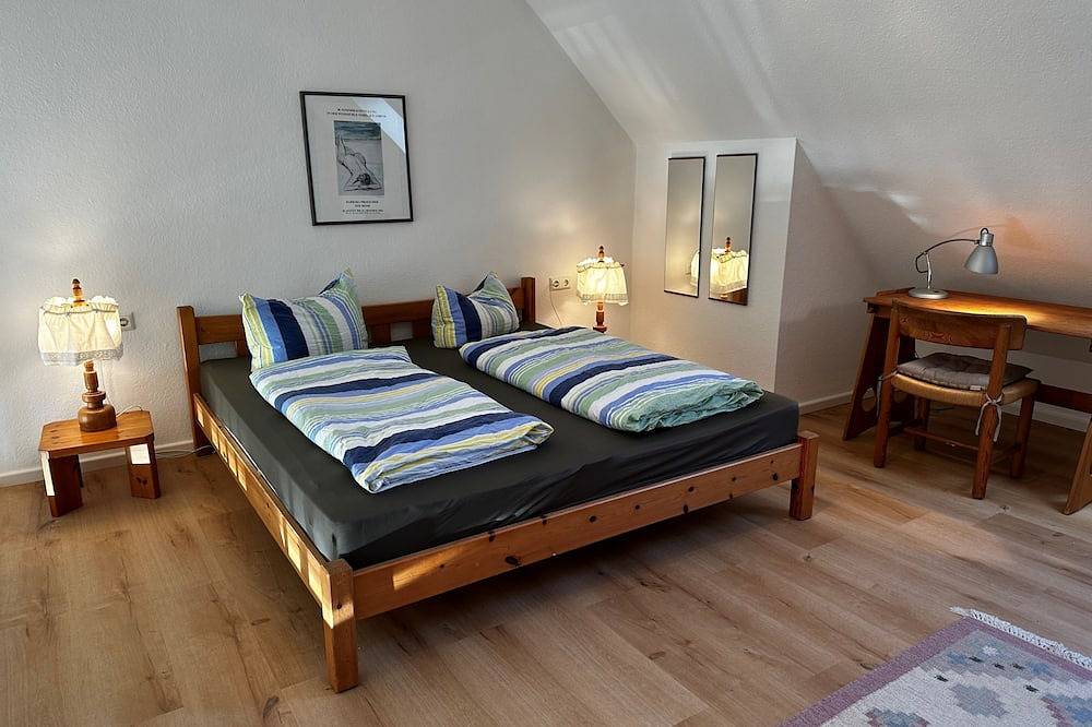 Ganze Wohnung, Ferienwohnung in direkter Strandlage, Balkon und Meerblick in Wittdün, Amrum