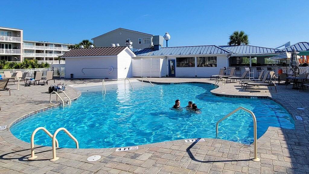 Beach Rental for 8 Guests in Tybee Island, Chatham County