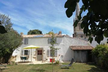 Gîte pour 4 personnes, avec jacuzzi ainsi que jardin et terrasse à Bouin