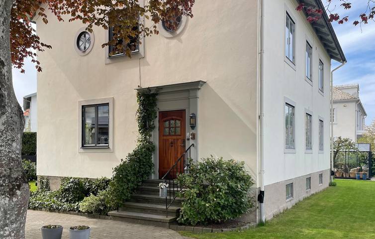 Hel semesterlägenhet, Lägenhet för 4 Personer med terass in Varberg, Halland