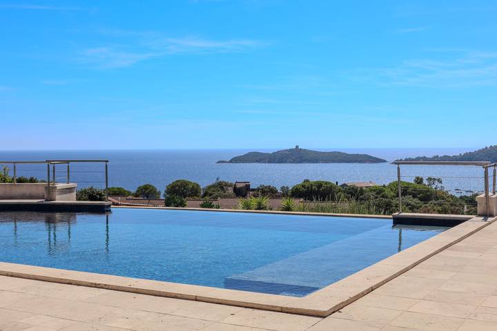 Villa für 14 Personen, mit Terrasse und Pool auf Korsika - 3