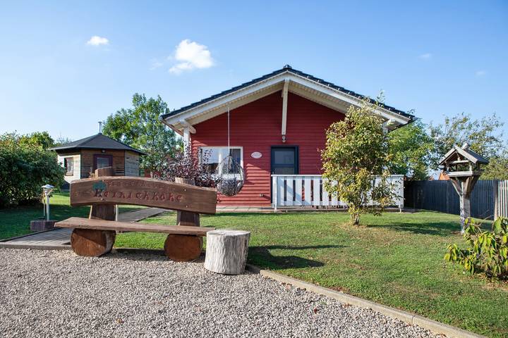 Ferienhaus 'Ferienhaus Blau' mit privater Terrasse, privatem Garten und Wi-Fi in Hörselberg-Hainich, Hainich