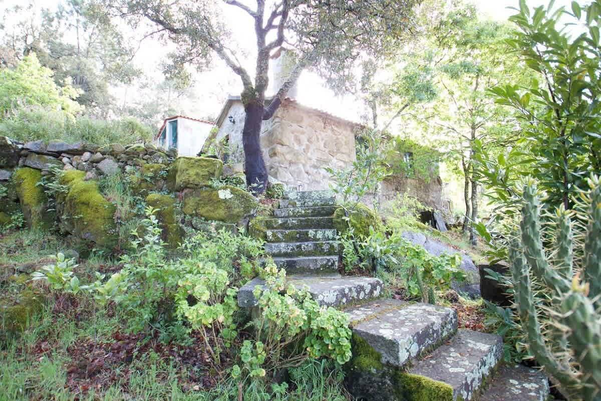 Casa de férias para 2 pessoas com jardim in Macieira de Alcoba, Préstimo e Macieira de Alcoba