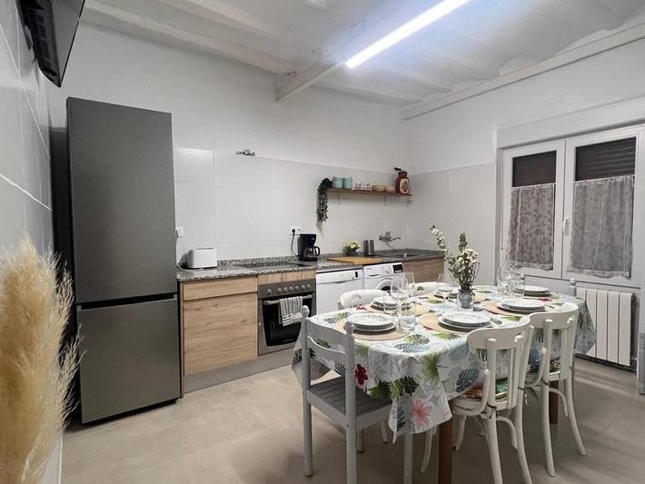 Apartamento de vacaciones para 8 personas, con vistas y terraza en La Rioja - 2