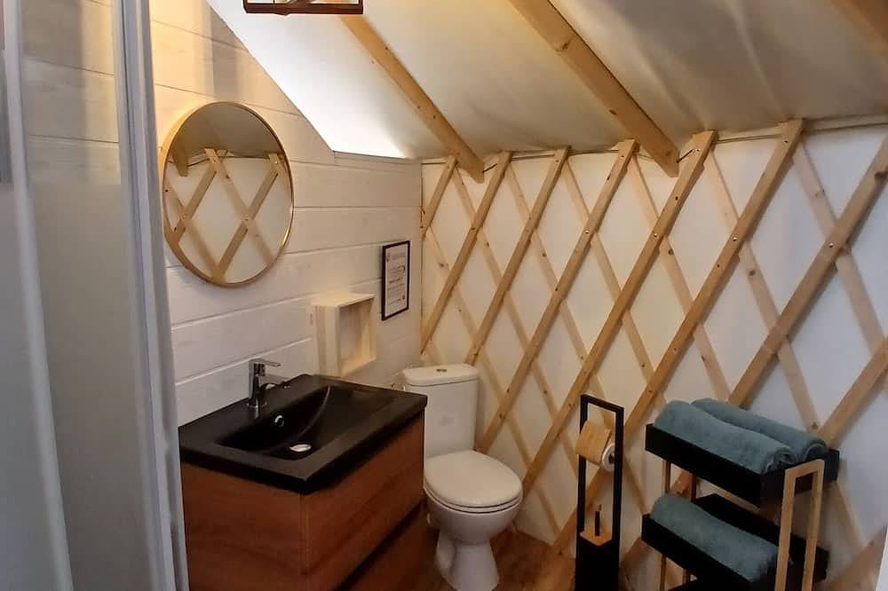 Yurt-des voyageurs-Confortable-Baño privado con bañera-Sin vista in Clermont-Créans, Sarthe