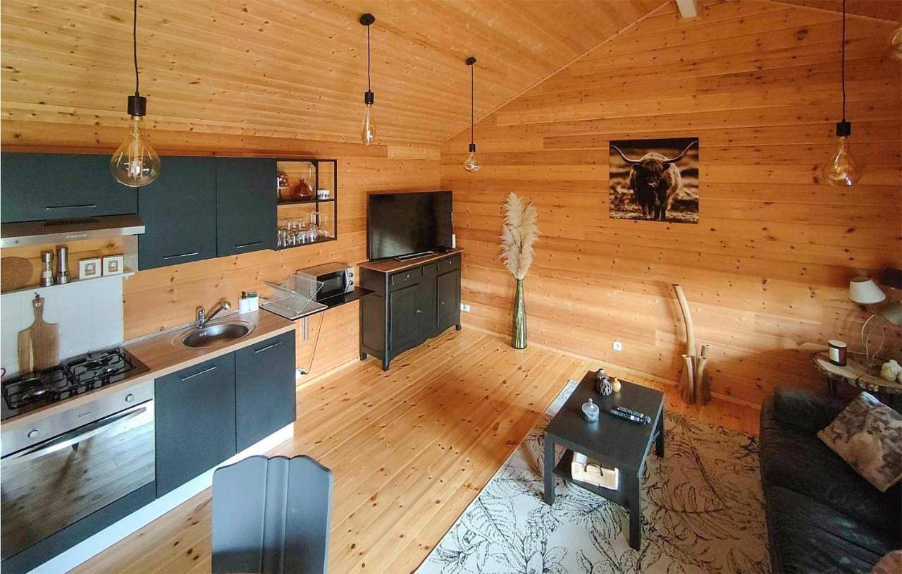One-Bedroom Holiday Home in Bourbourg, Région de Dunkerque
