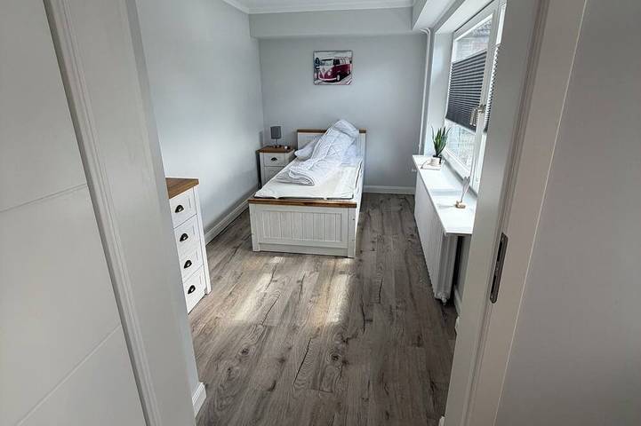 Ganze Wohnung, Ferienwohnung mit Garten, Terrasse & Top-Lage zwischen Altstadt und Meer in Kücknitz, Lübeck