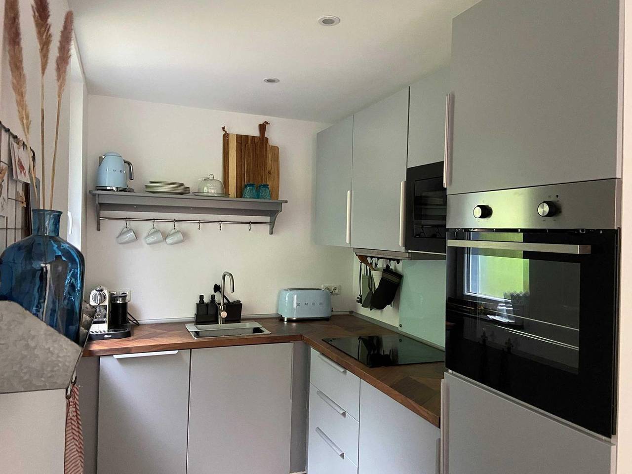 Gemütliche 50 m² Ferienwohnung für 4 Personen mit Wintergarten und Terrasse in Warnemünde Strand, Rostock