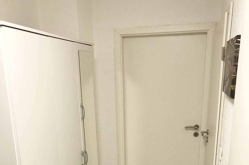 Ganze Wohnung, Schöne zentral gelegene Wohnung in Daimler nähe in Sindelfingen, Landkreis Böblingen