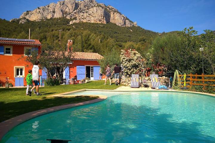 Villa pour 8 personnes, avec Terrasse et Jardin à Toulon