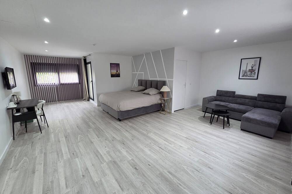 Le 46 Villa cosy et moderne .  Entre Paris , Disneyland  et le Parc Asterix in Villiers-sur-Marne, Val-de-Marne