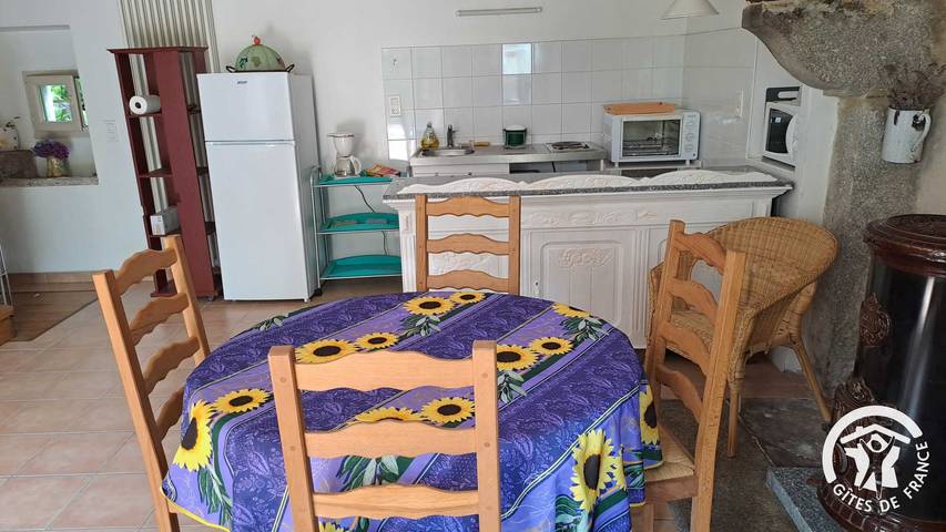 Gîte pour 2 personnes, avec jardin dans Parc naturel régional du Haut-Languedoc - 2