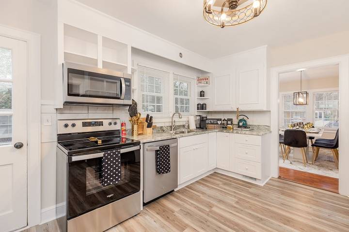 Vacation rental for 12 people, with balcony and yard in High Point