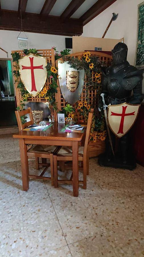 Hôtel pour 2 personnes, avec vue et terrasse à La Cavalerie - 4