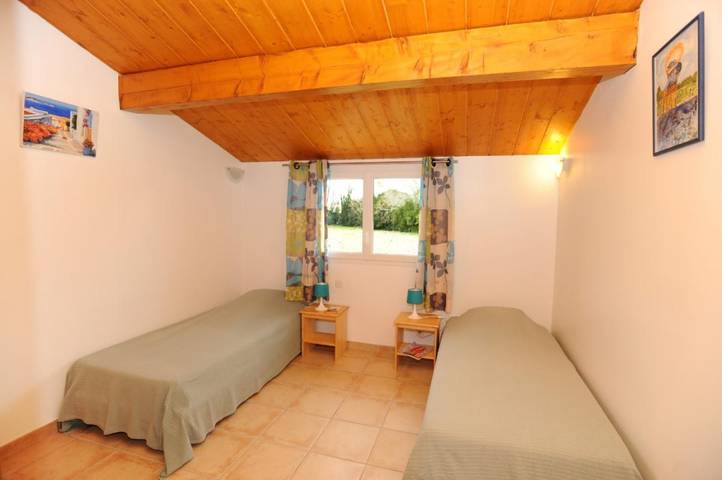 Gîte pour 4 personnes, avec terrasse à Thuir - 3