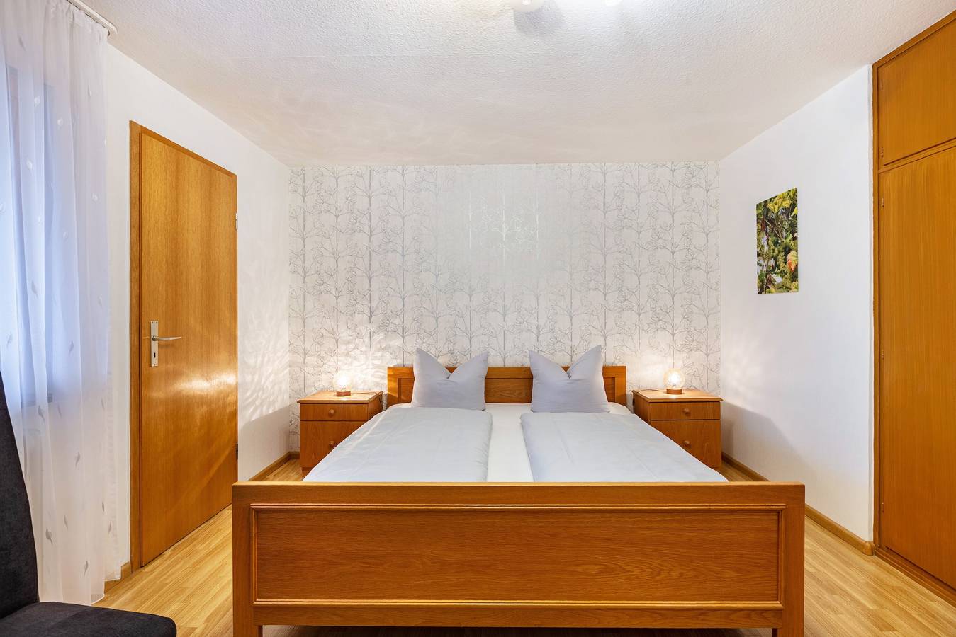 Zimmer 'Doppelzimmer 3 - Chardonnay' mit gemeinsamer Terrasse, gemeinsamem Garten und Wi-Fi in Bad Bellingen, Südschwarzwald