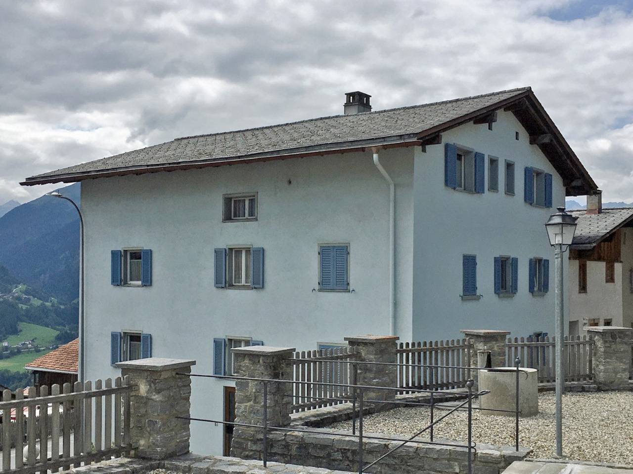 Ganze Ferienwohnung, Ferienwohnung Posta Veglia, Cumbel - 4.5 Zimmer Ferienwohnung für max. 8 Pers. in Lumnezia, Alpenarena