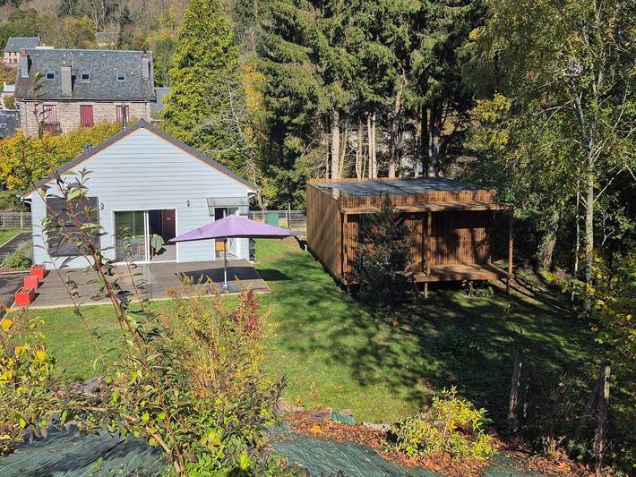 Gîte pour 6 personnes, avec Terrasse ainsi que Jardin et Vue dans Gare De La Bourboule - 4